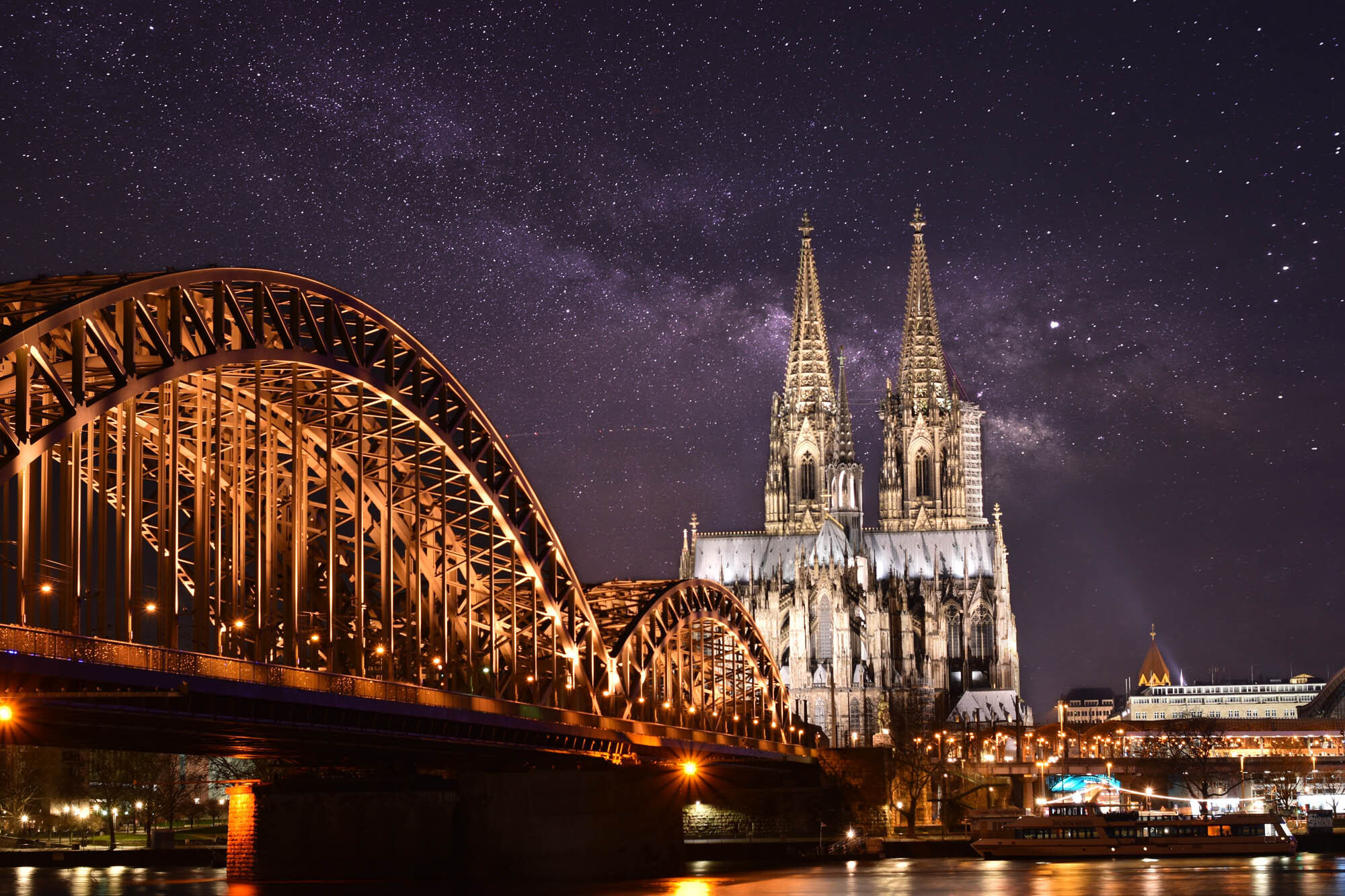 Kölner Dom bei Nacht