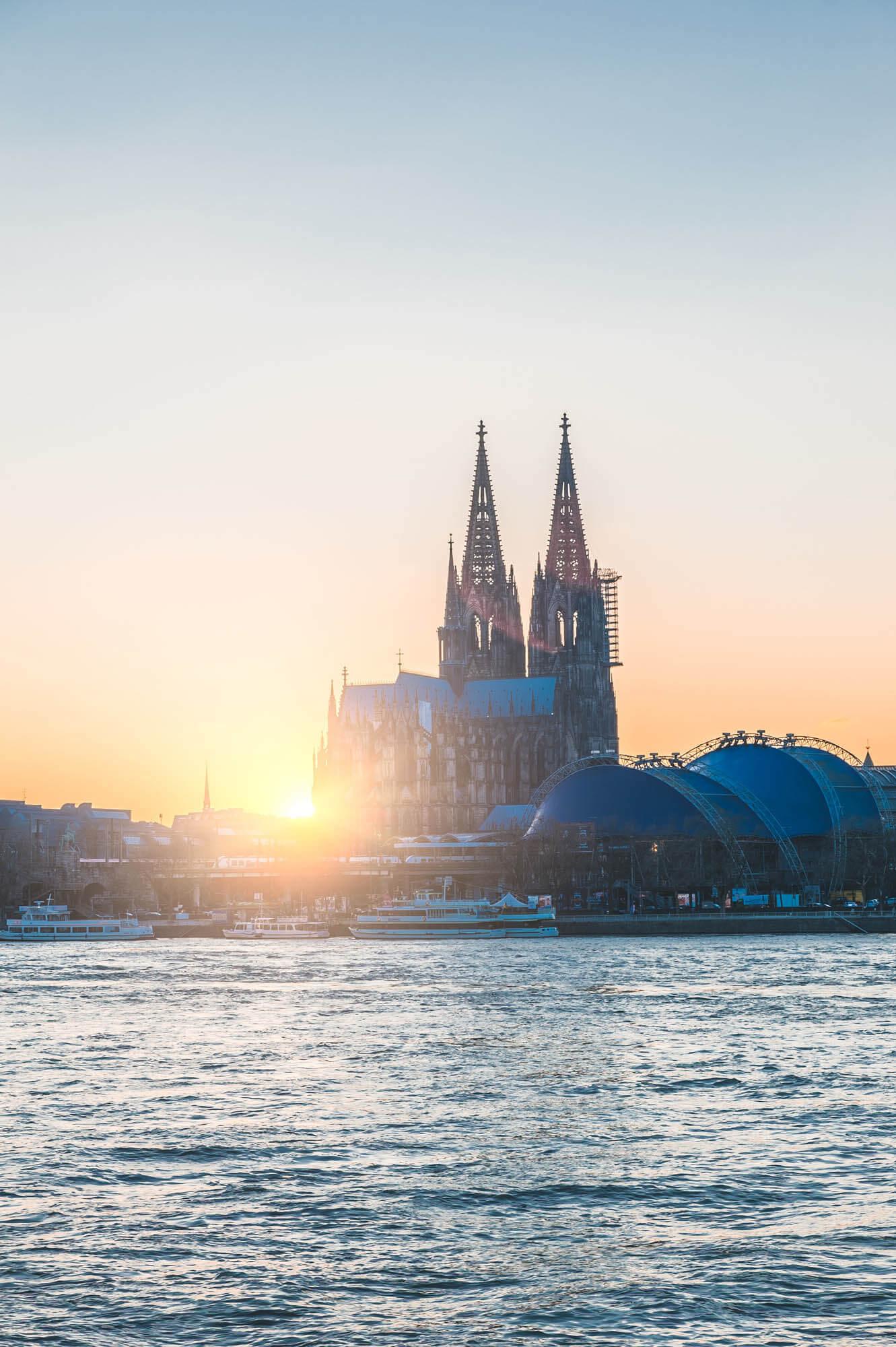 Kölner Dom am Abend