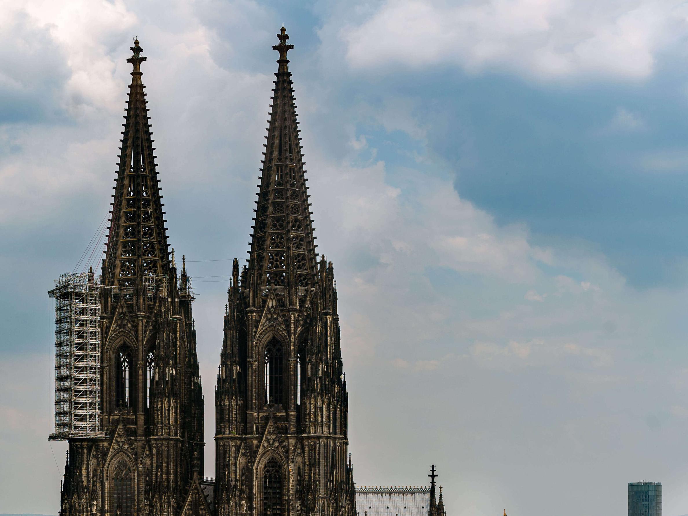 Kölner Dom von vorne