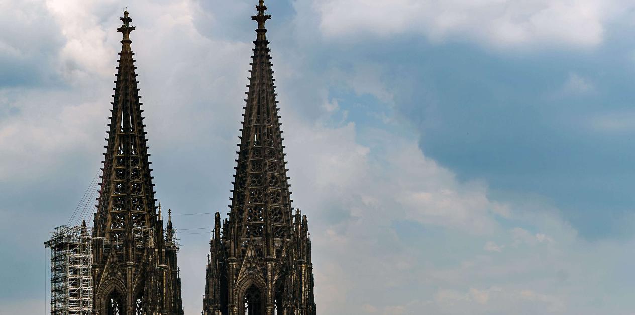 Kölner Dom von vorne