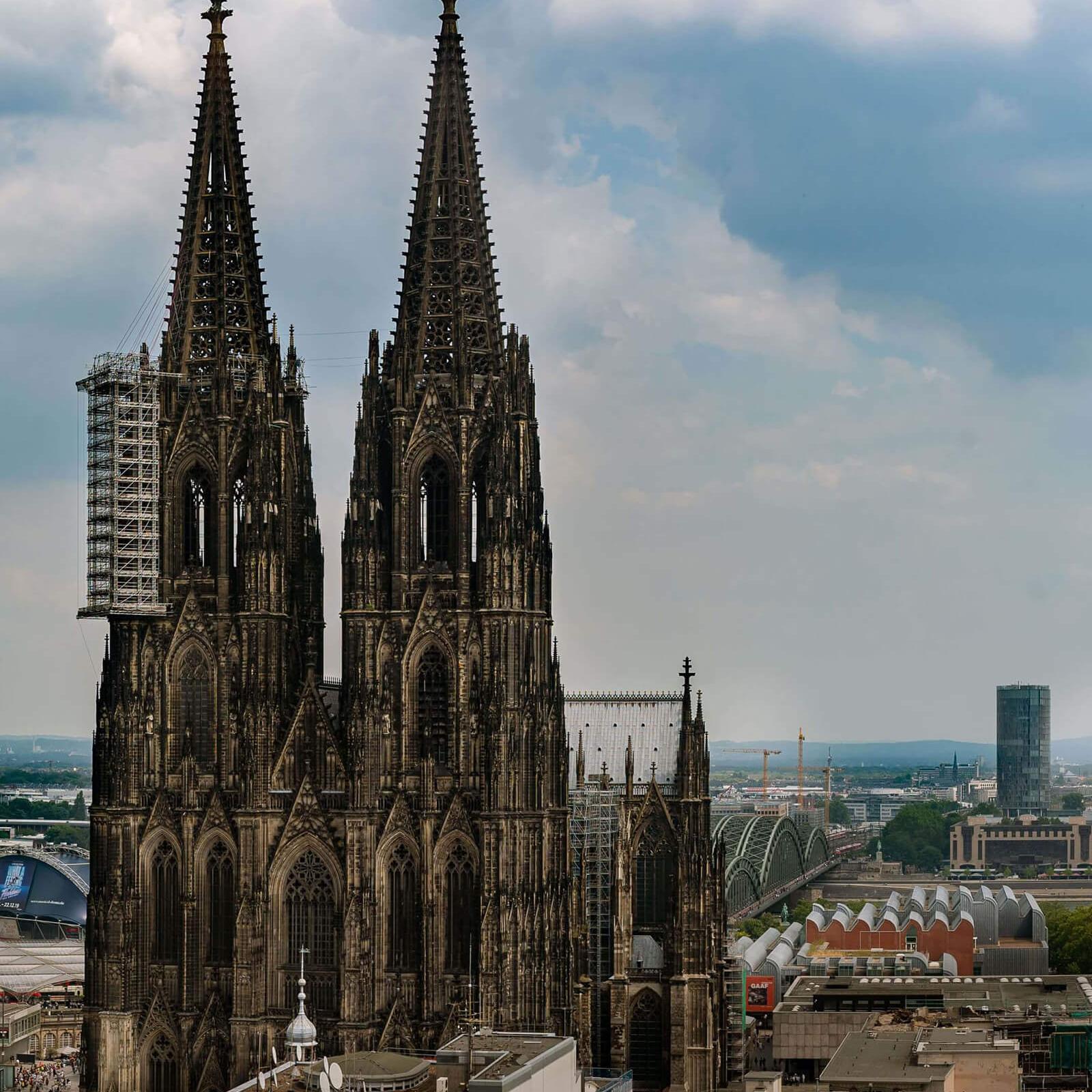 Kölner Dom von vorne